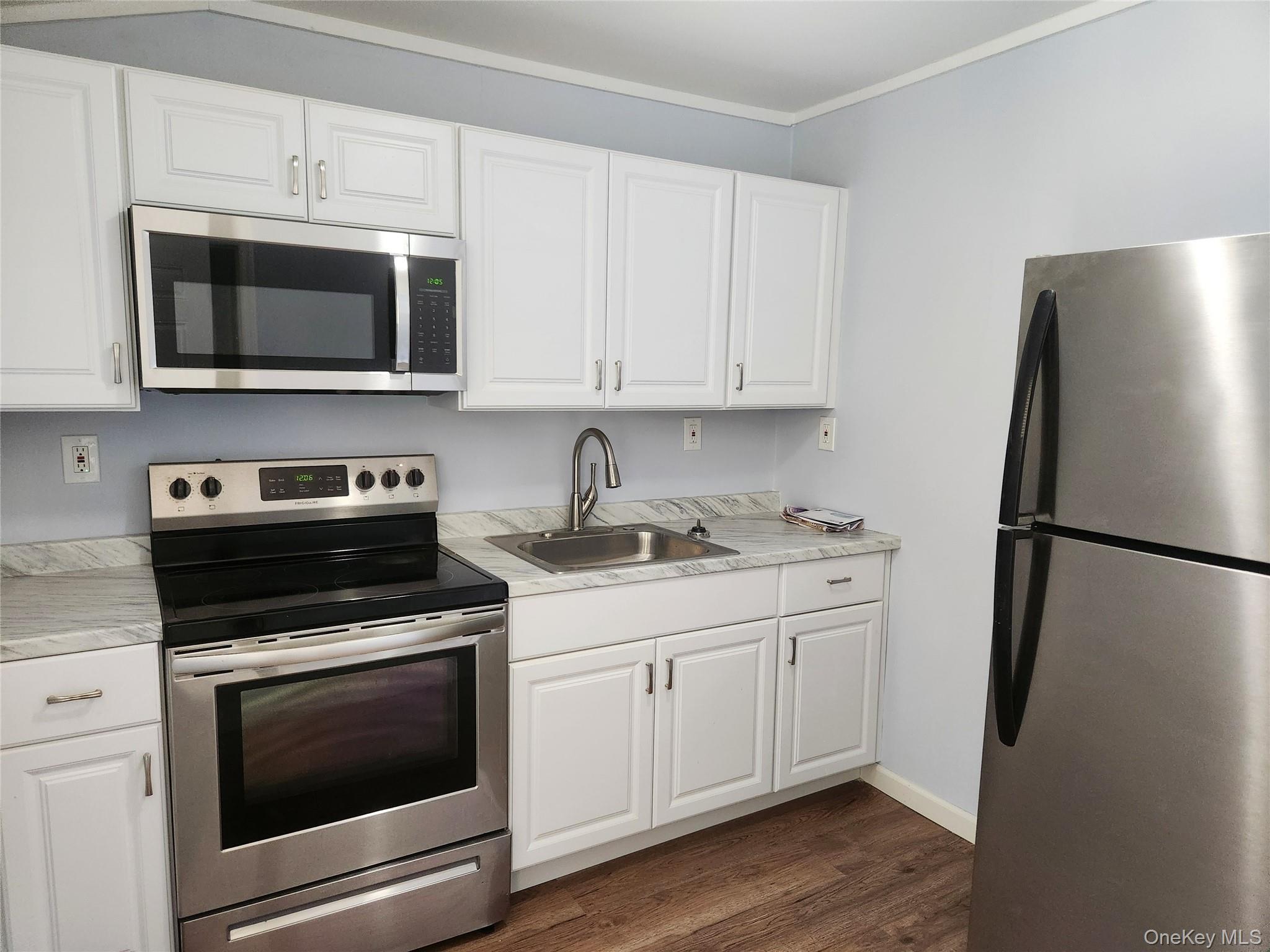 Single Family Taylor Avenue  Suffolk County, NY 11772, MLS-1021579-3