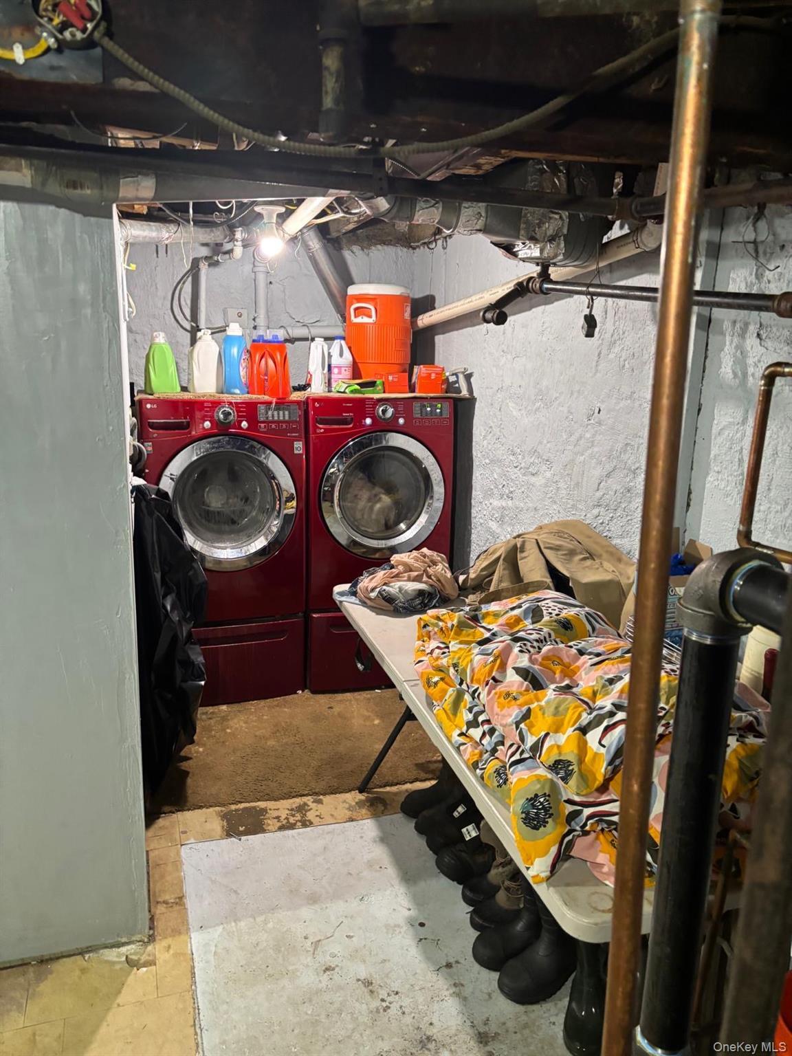 Single Family 145th Road Queens, NY 11413, MLS-1021588-15