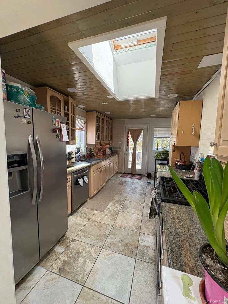 Single Family 145th Road Queens, NY 11413, MLS-1021588-7