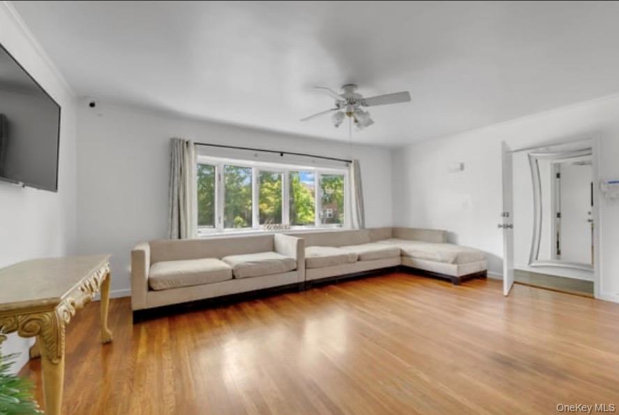 Single Family 21st Road Queens, NY 11357, MLS-1021599-4