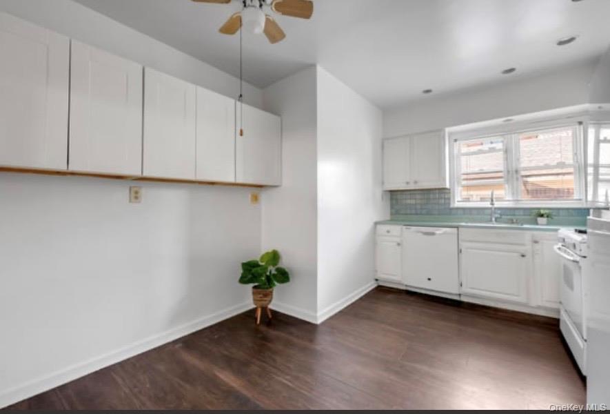 Single Family 21st Road Queens, NY 11357, MLS-1021599-8