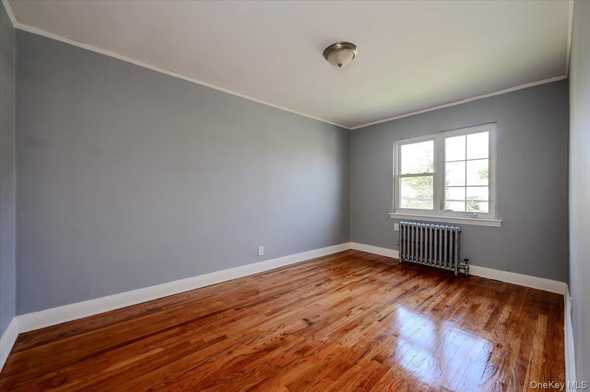 Single Family Utopia Parkway Queens, NY 11366, MLS-1021620-10