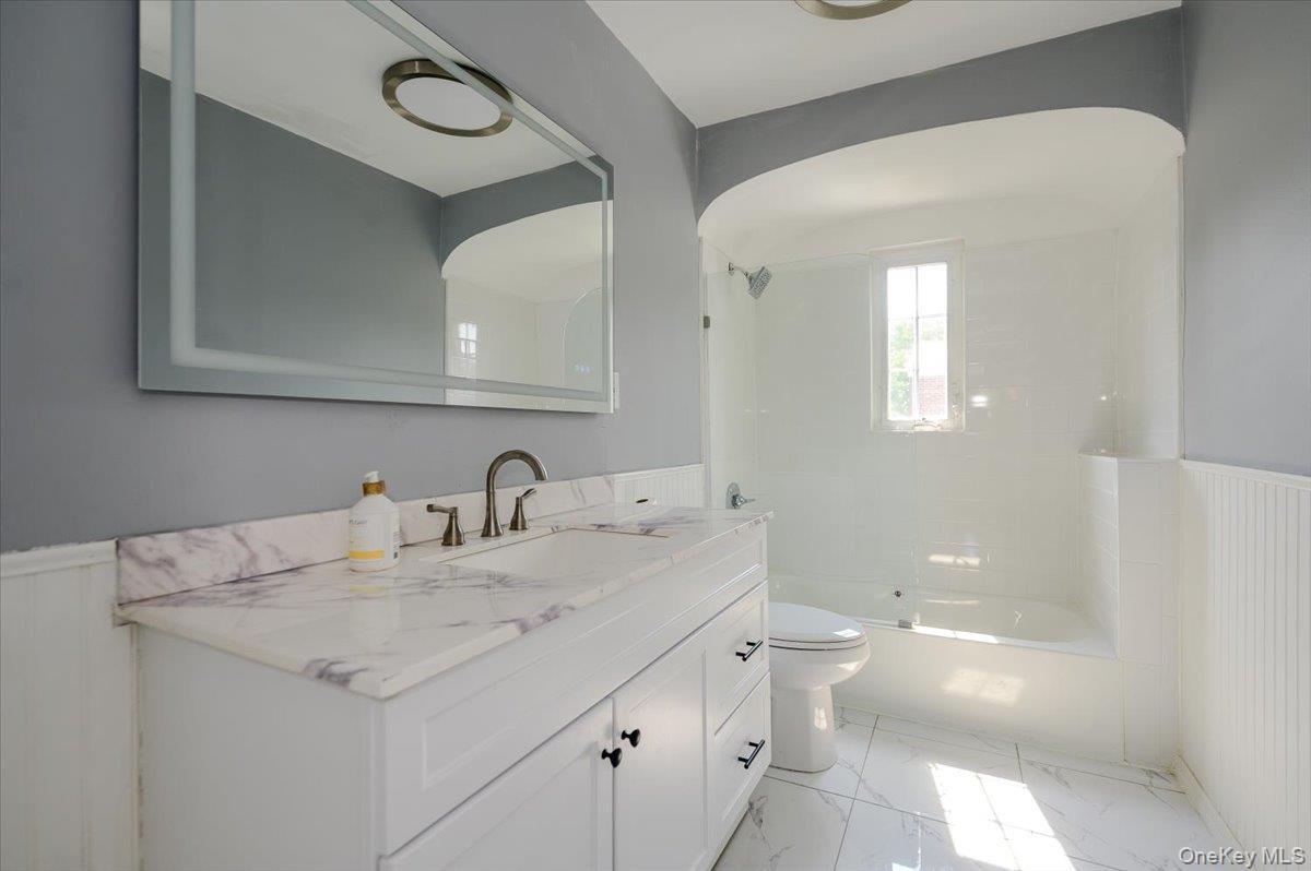 Single Family Utopia Parkway Queens, NY 11366, MLS-1021620-12
