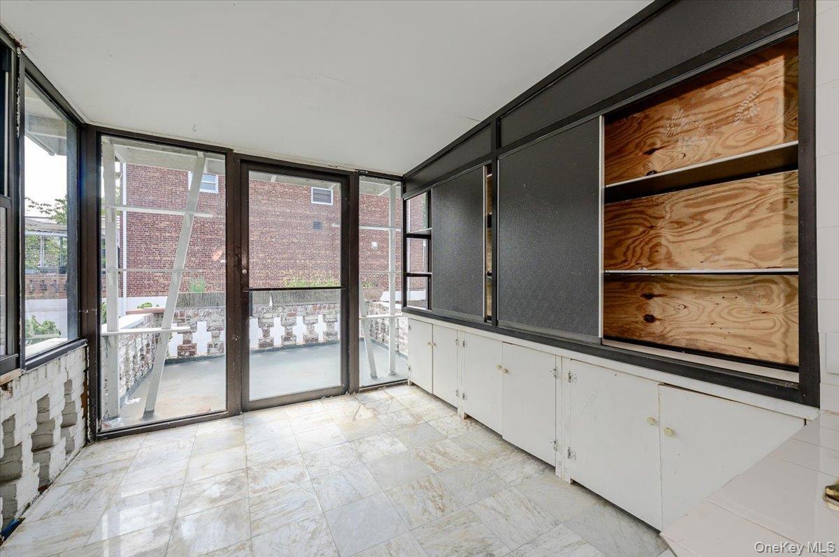 Single Family Utopia Parkway Queens, NY 11366, MLS-1021620-15