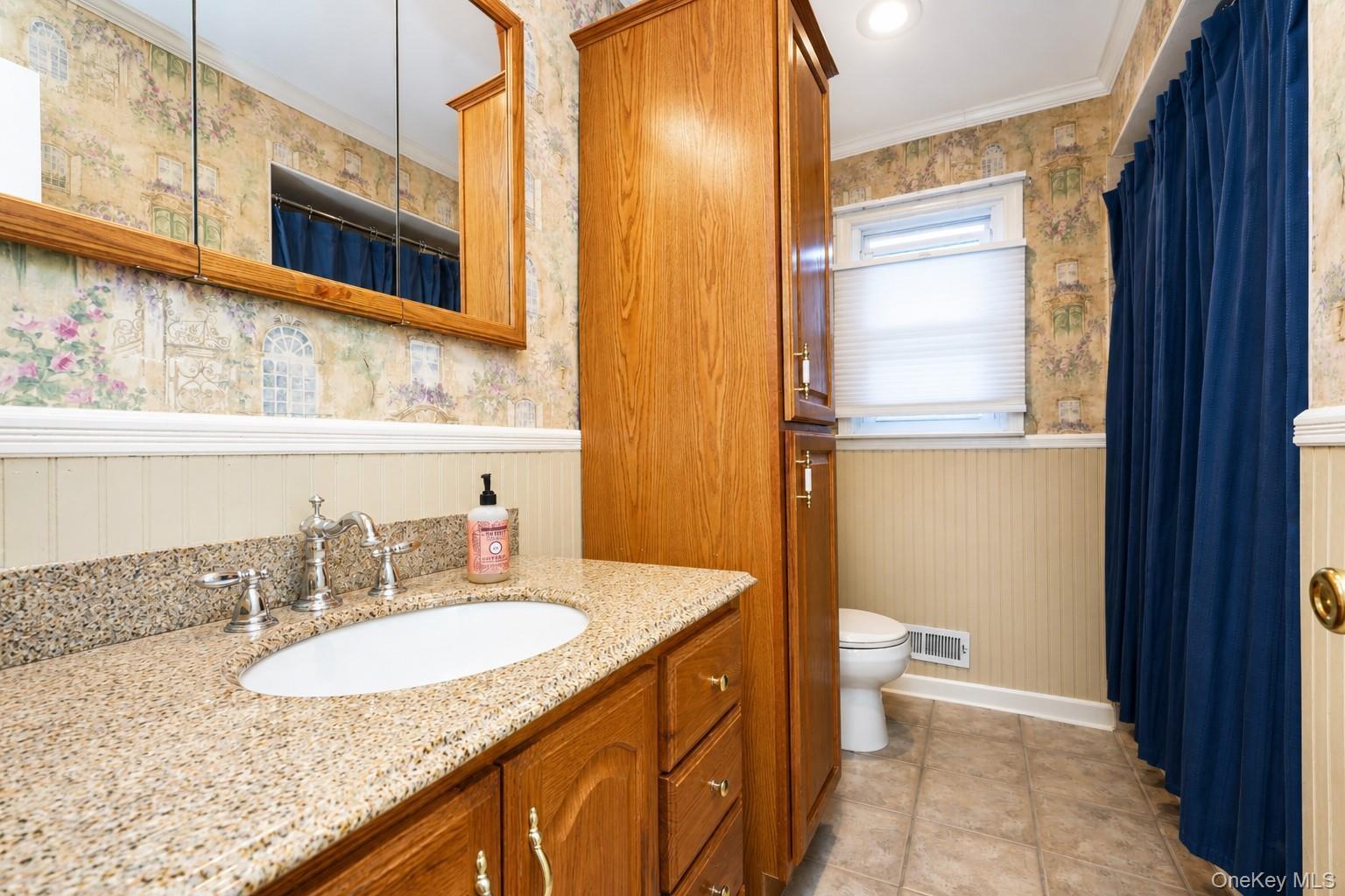 Single Family Cypress Avenue Staten Island, NY 10301, MLS-1021660-22