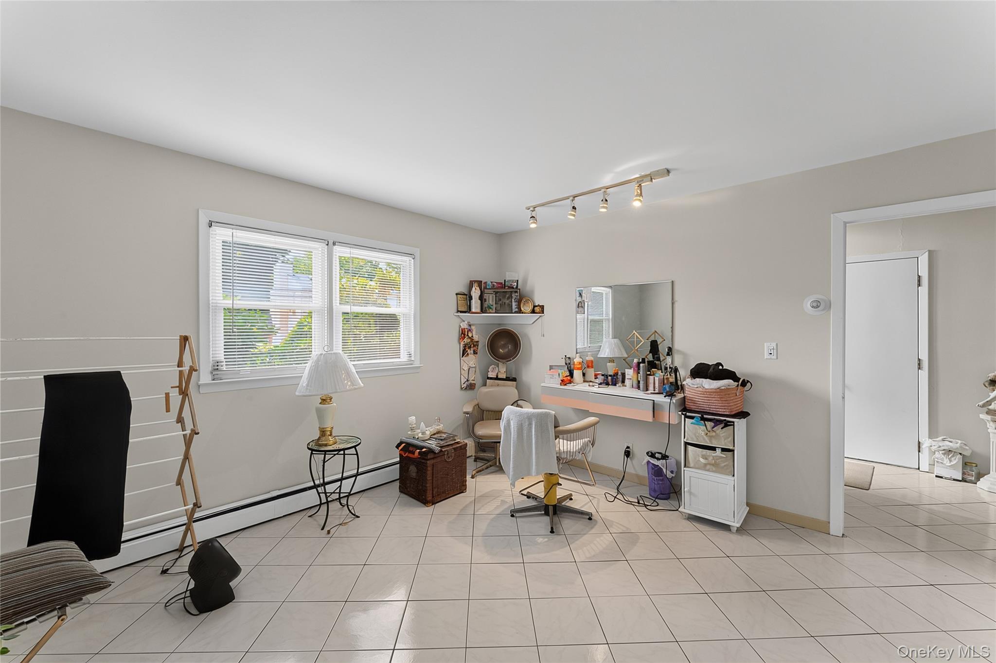 Single Family Curtis Lane  Westchester County, NY 10710, MLS-1021669-22