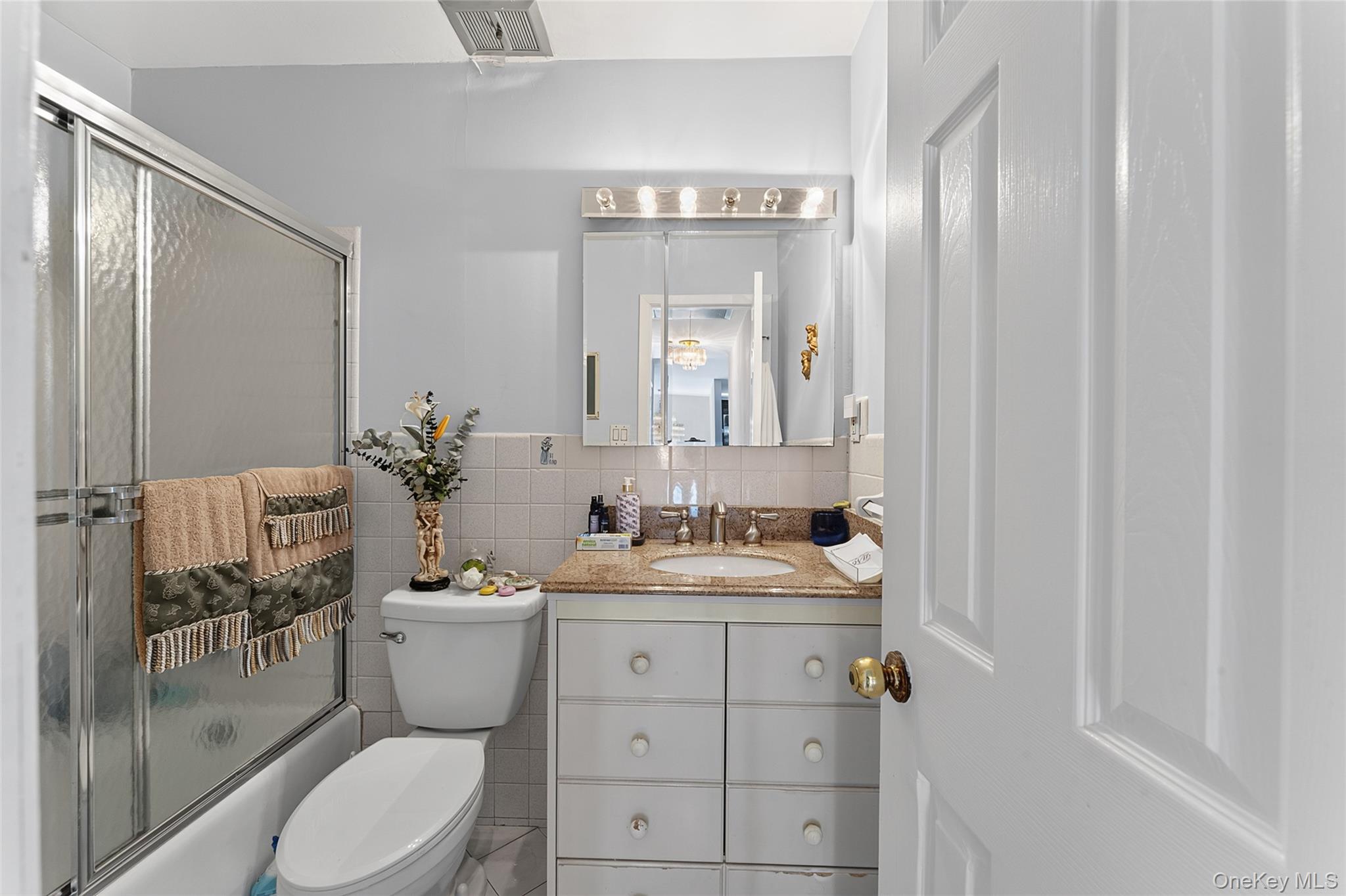 Single Family Curtis Lane  Westchester County, NY 10710, MLS-1021669-30