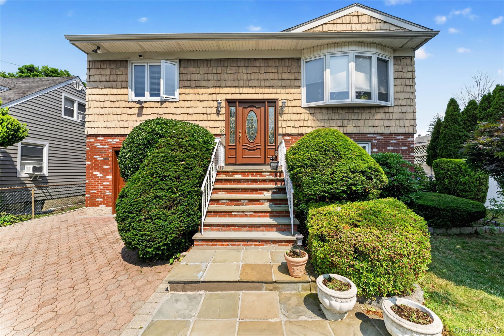 Single Family Curtis Lane  Westchester County, NY 10710, MLS-1021669-4