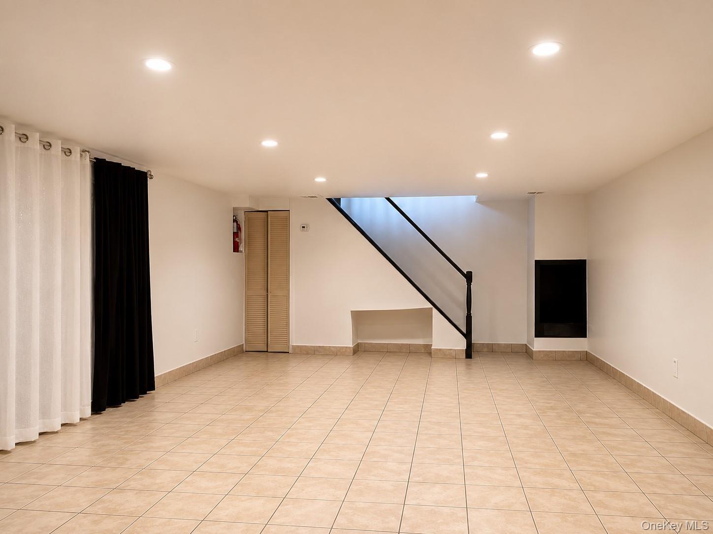 Commercial Lease Milford Street  Brooklyn, NY 11208, MLS-1021675-6