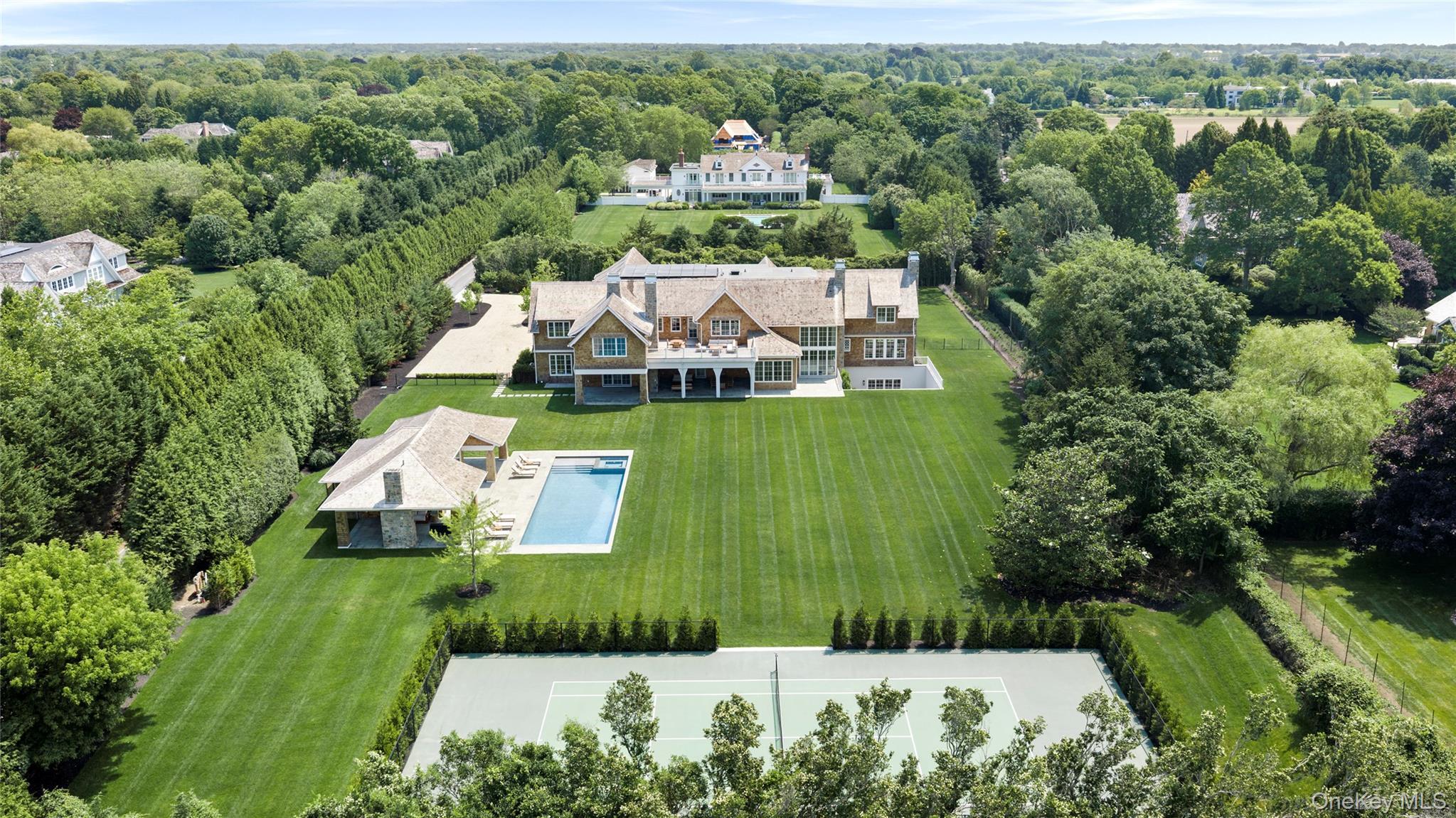 Single Family Halsey Lane Suffolk County, NY 11932, MLS-1021687-3