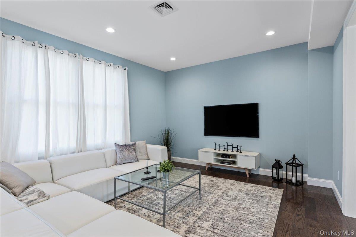 Single Family Market Street  Suffolk County, NY 11951, MLS-1021702-5