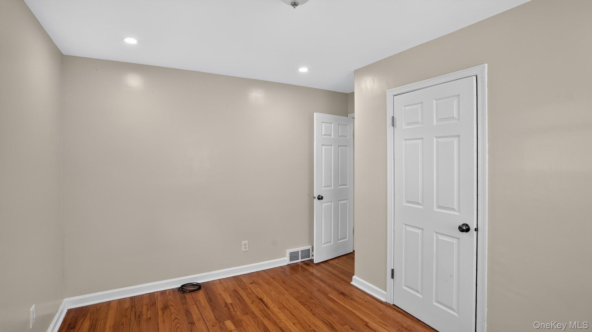 Single Family Park Avenue, Schenectady Out Of Area, NY 12304, MLS-1021714-11