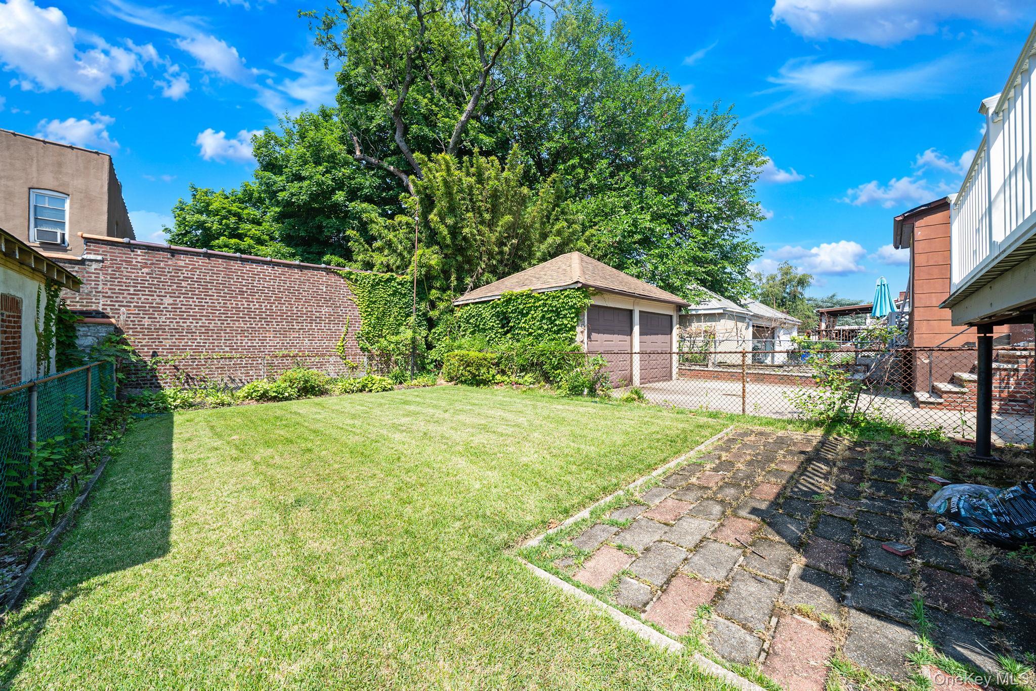 Single Family Lurting Avenue Bronx, NY 10461, MLS-1021736-31