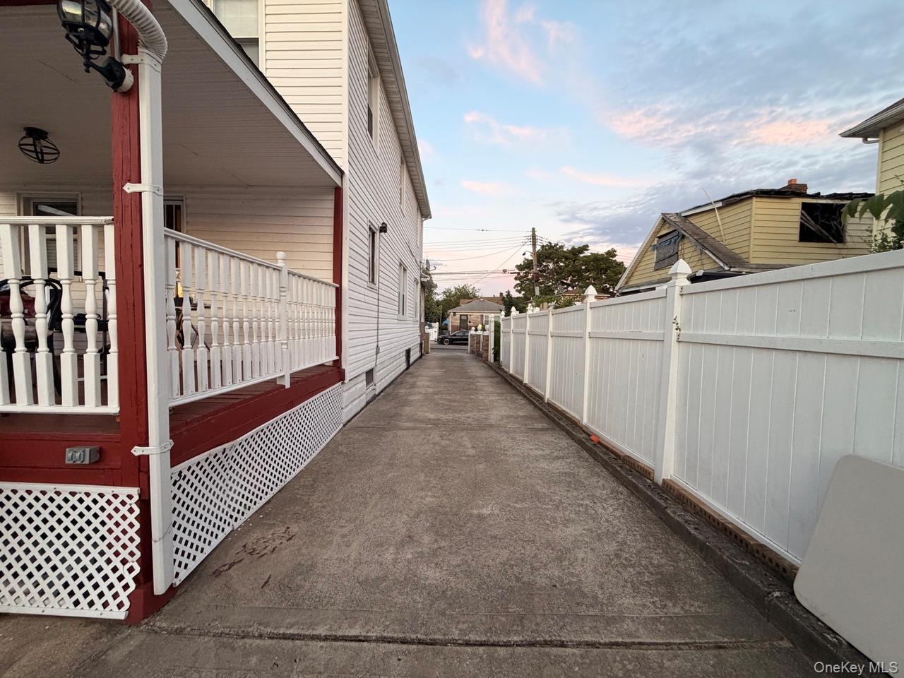 Single Family 218th Street Queens, NY 11413, MLS-1021750-18