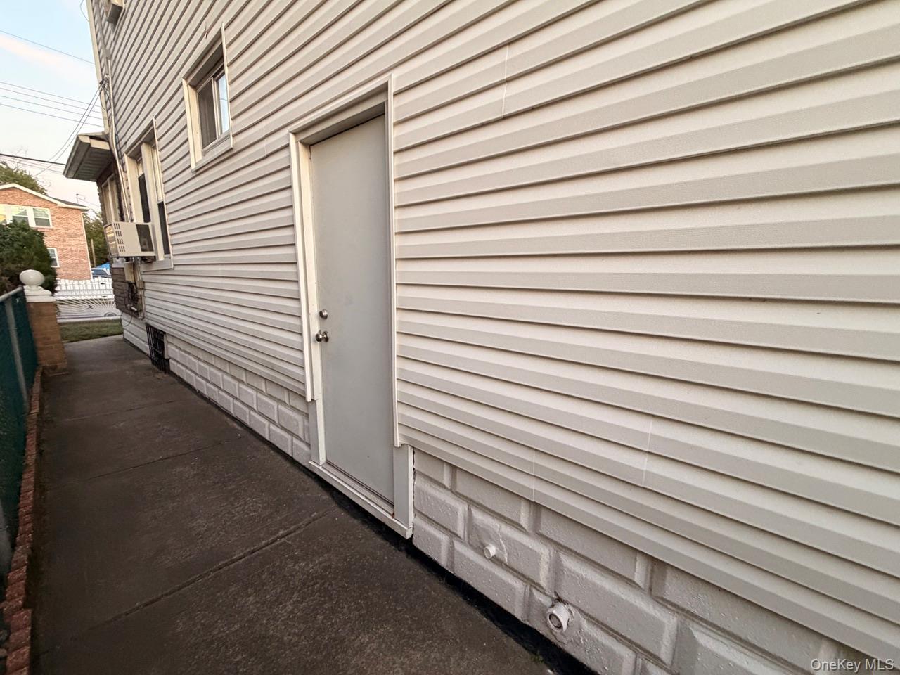 Single Family 218th Street Queens, NY 11413, MLS-1021750-19