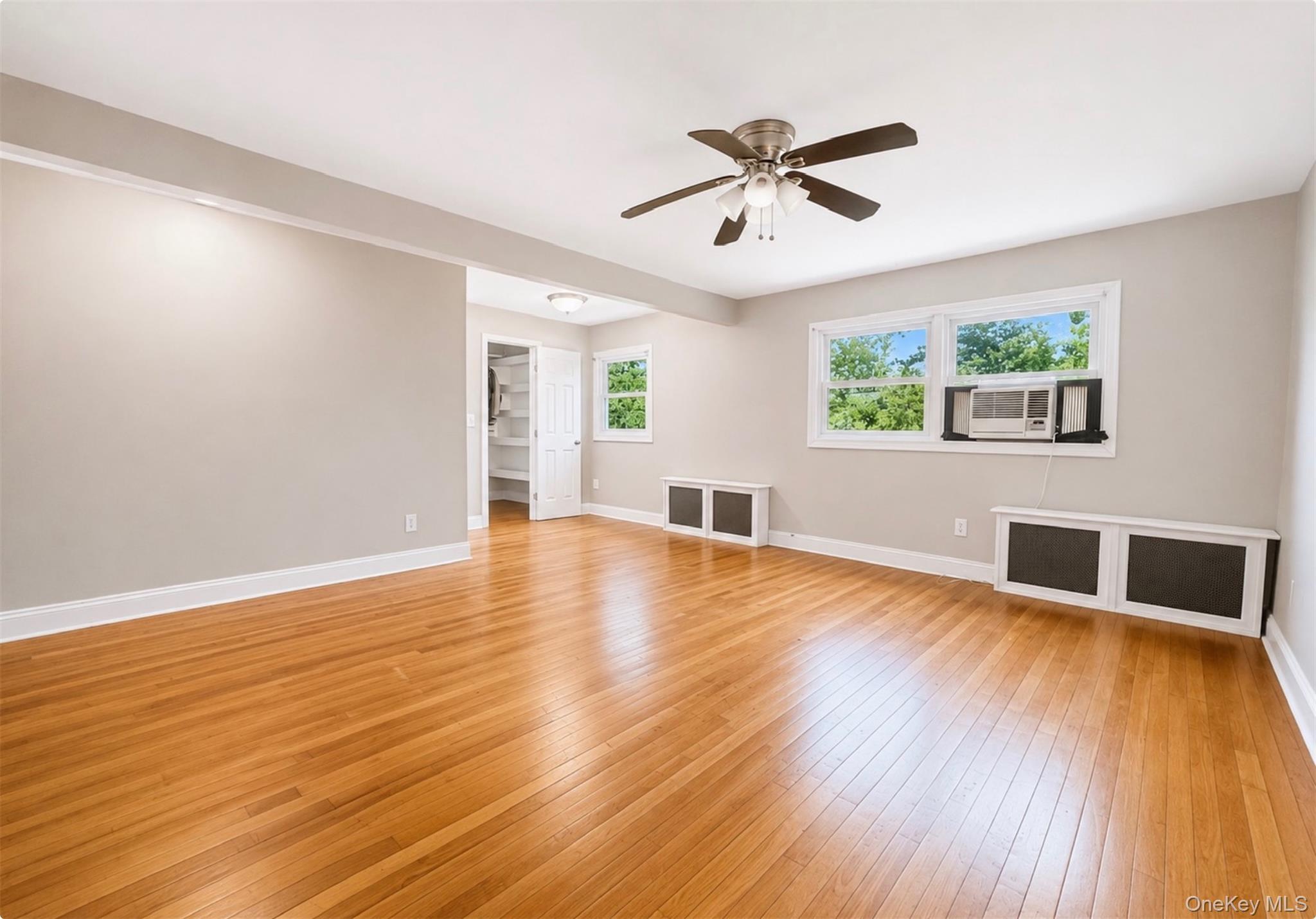 Single Family Vailshire Circle Rockland County, NY 10954, MLS-1021774-14