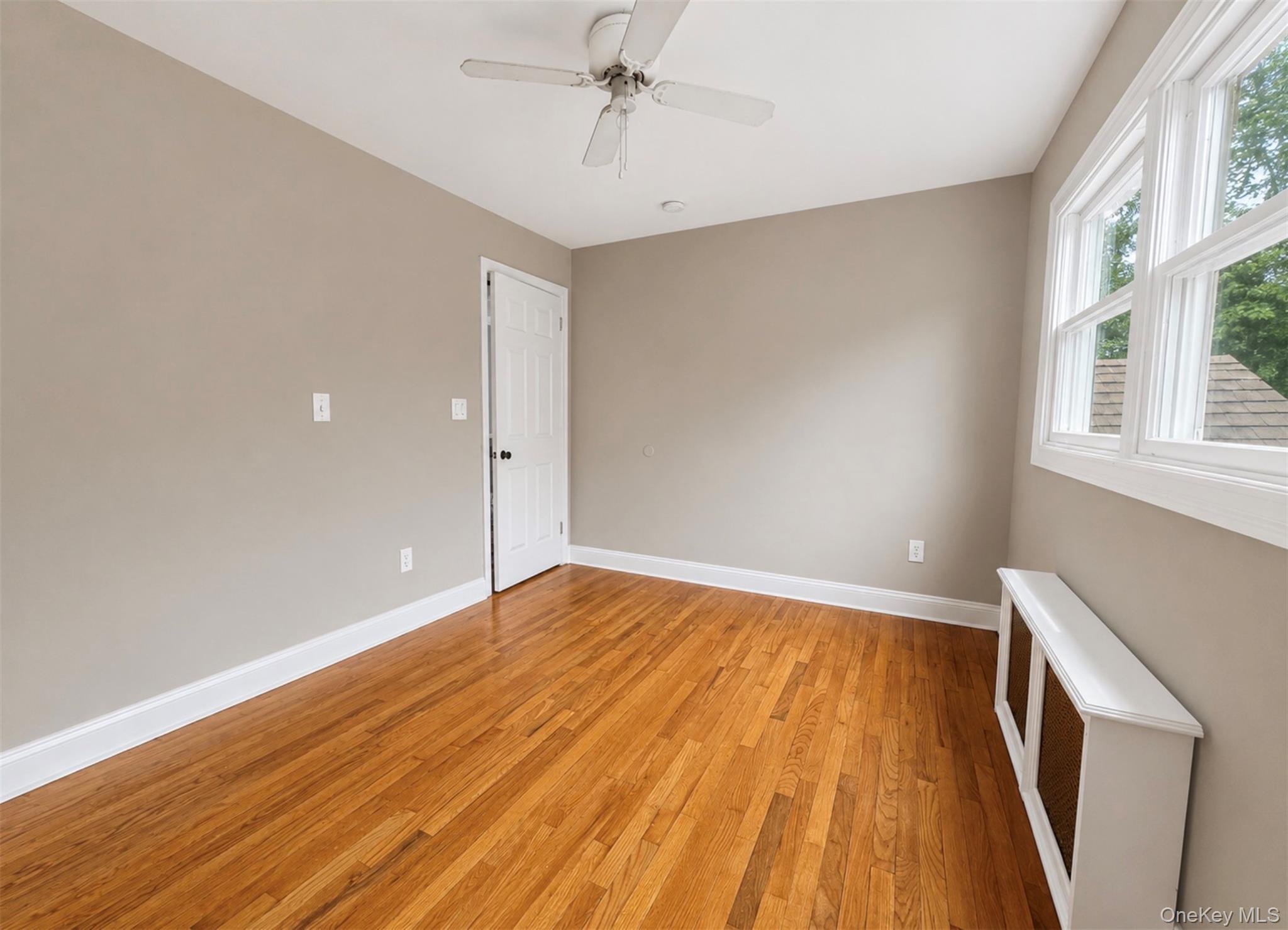 Single Family Vailshire Circle Rockland County, NY 10954, MLS-1021774-16
