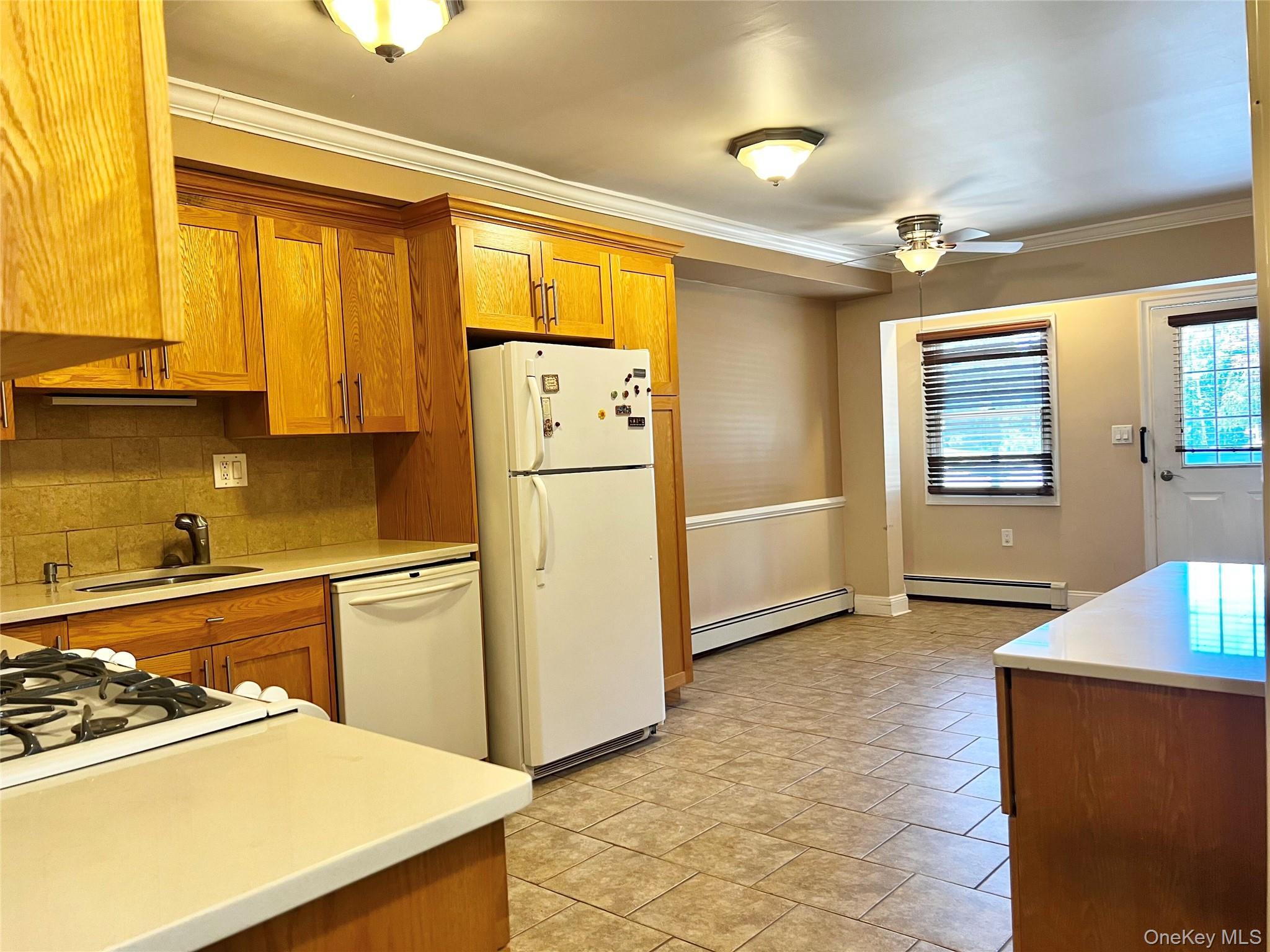 Single Family Vailshire Circle Rockland County, NY 10954, MLS-1021774-25