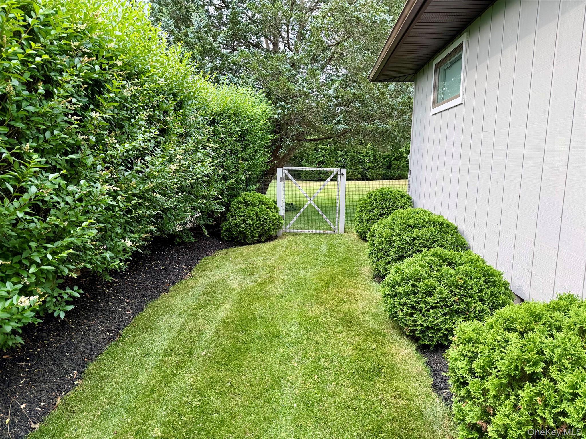 Single Family Locust Street Suffolk County, NY 11901, MLS-1021791-18