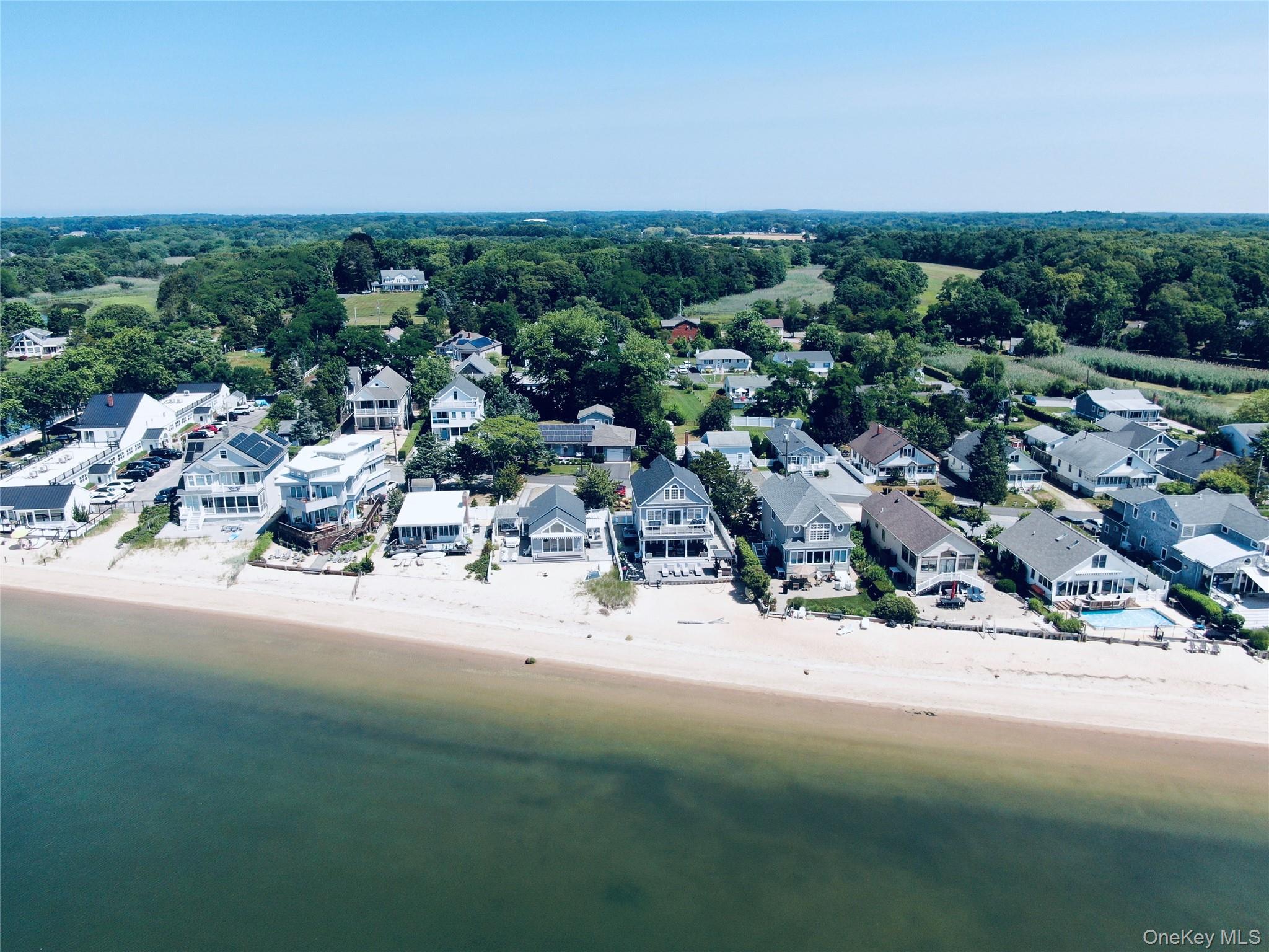 Single Family Locust Street Suffolk County, NY 11901, MLS-1021791-19