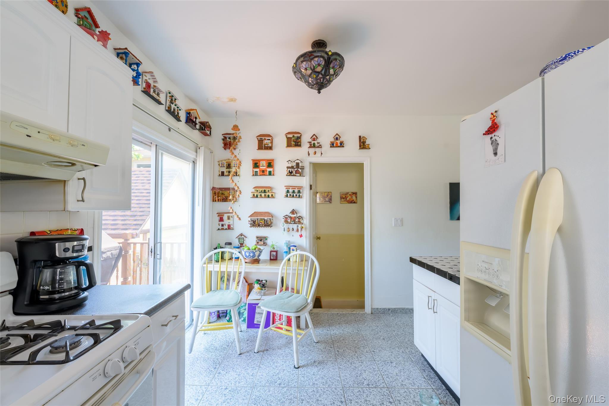 Single Family Cumberland Place  Nassau County, NY 11580, MLS-1021792-7
