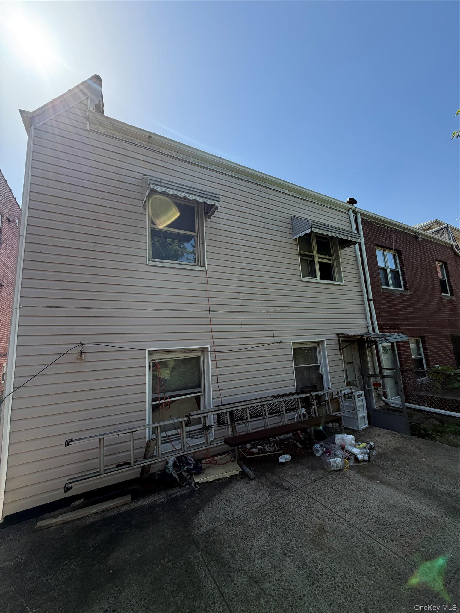 Single Family Fenton Avenue Bronx, NY 10469, MLS-1021807-2