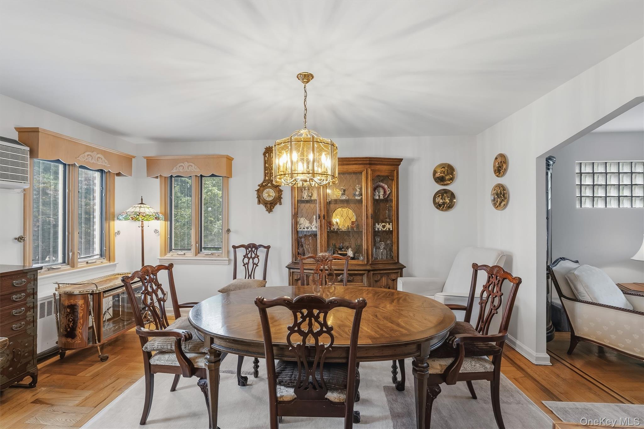 Single Family Westervelt Avenue Bronx, NY 10469, MLS-1021810-11