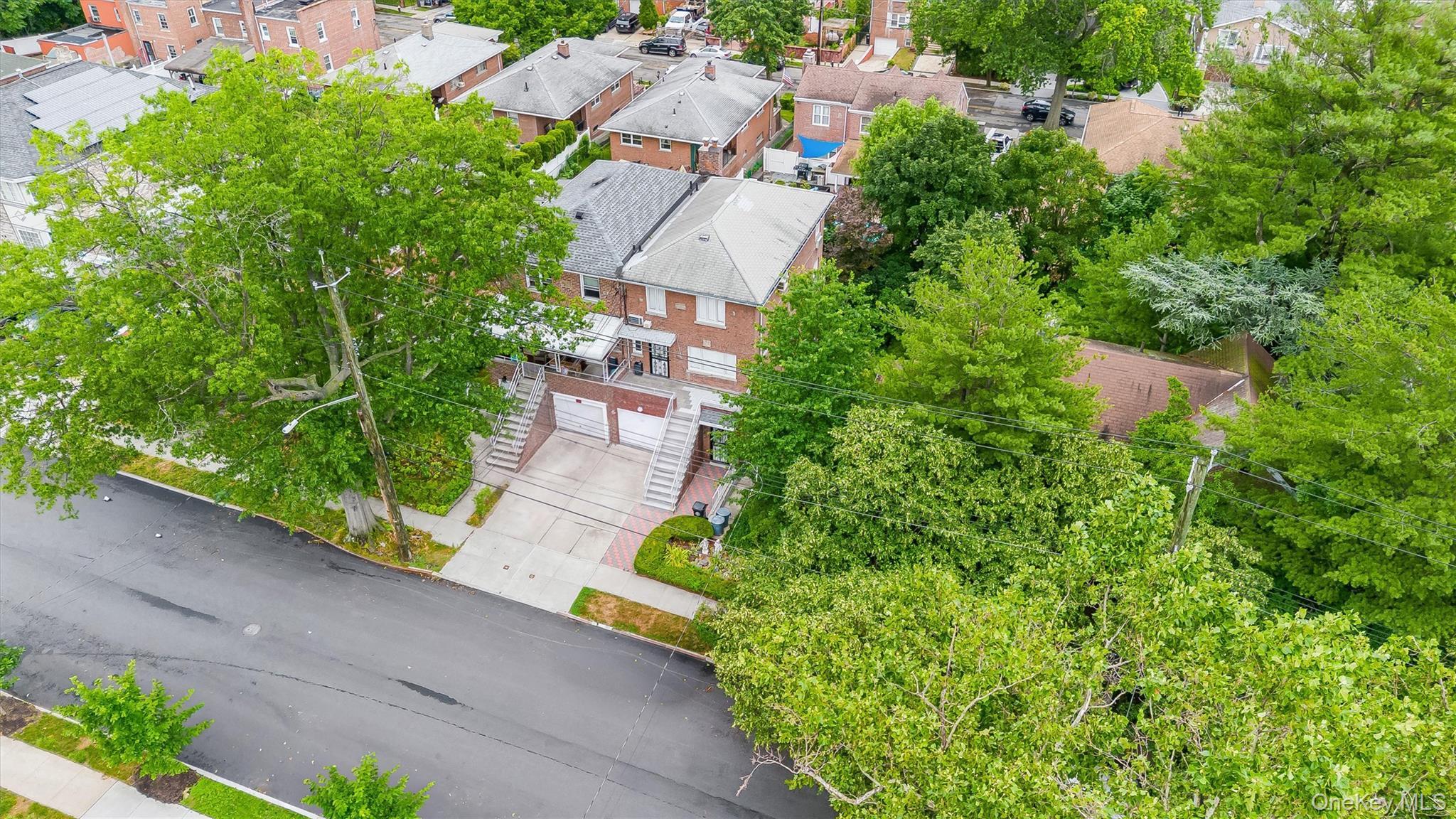 Single Family Westervelt Avenue Bronx, NY 10469, MLS-1021810-39