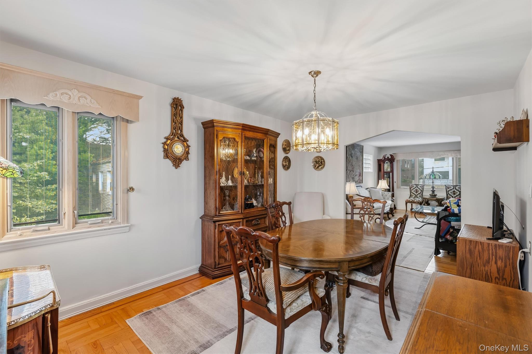 Single Family Westervelt Avenue Bronx, NY 10469, MLS-1021810-9