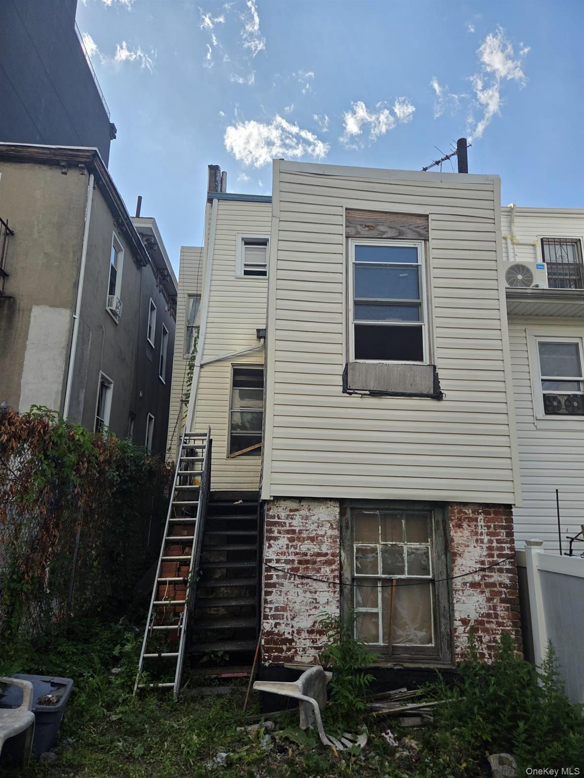 Single Family Bathgate Avenue Bronx, NY 10457, MLS-1021826-3