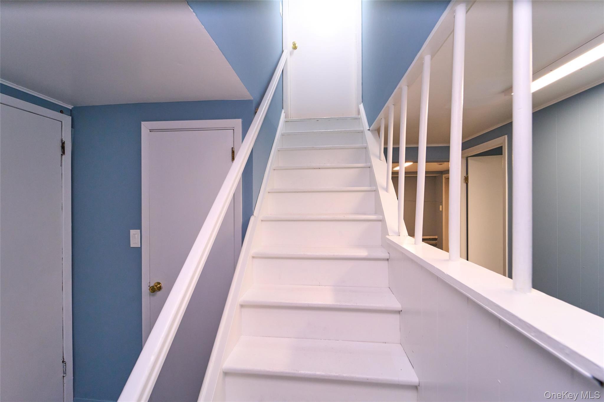 Single Family Goeller Avenue Suffolk County, NY 11746, MLS-1021843-19