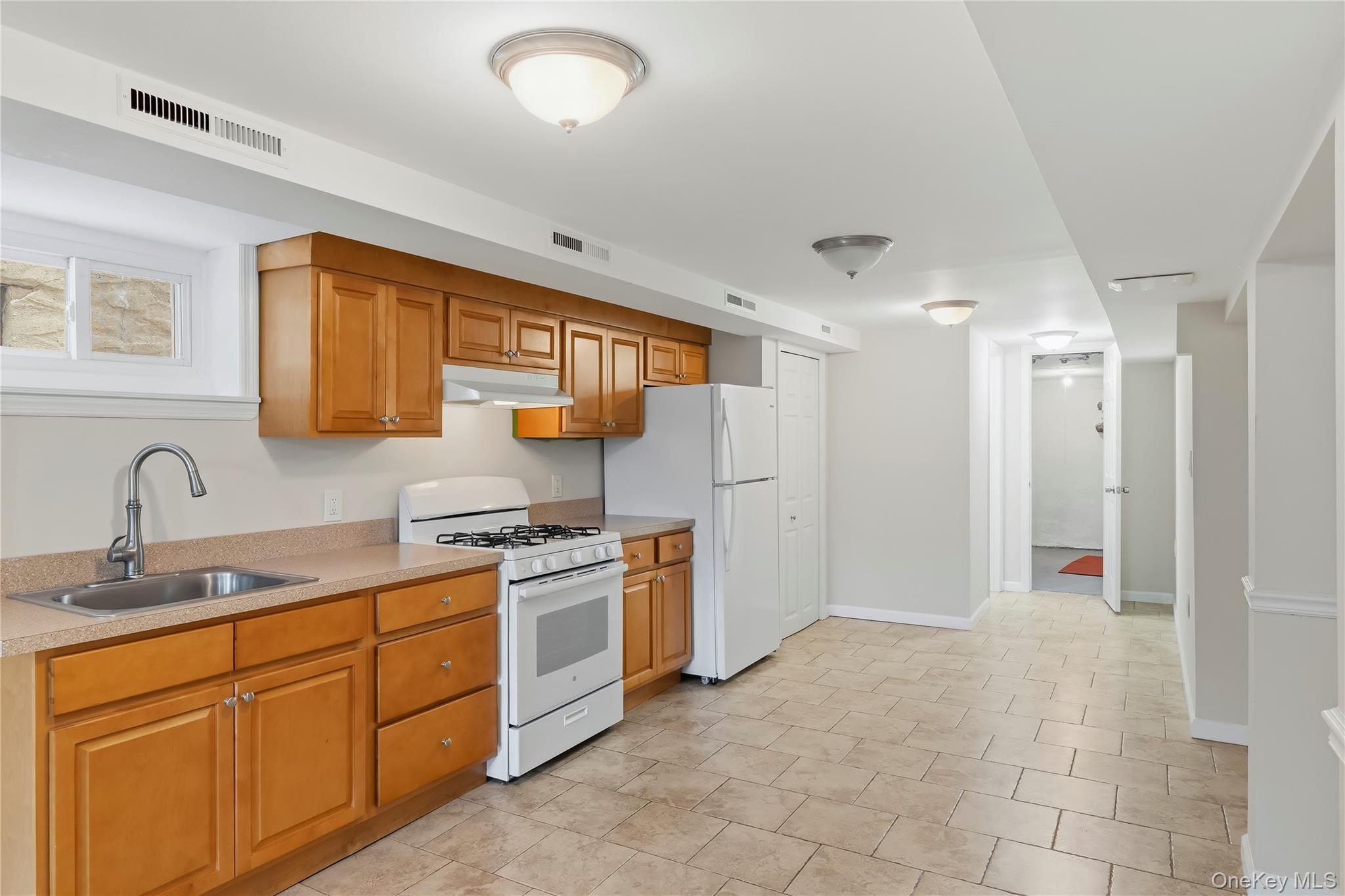 Single Family Quincy Avenue Bronx, NY 10465, MLS-1021886-28