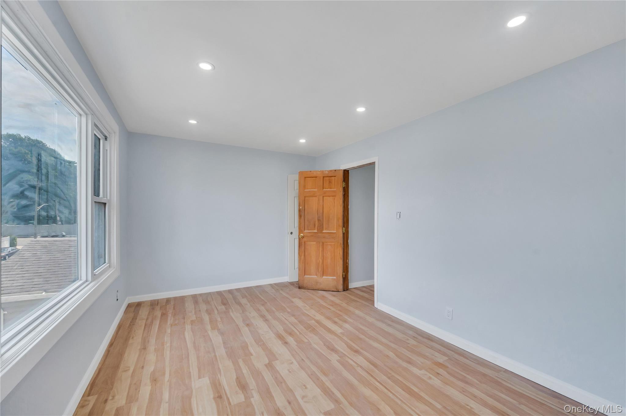 Single Family 110th Road  Queens, NY 11429, MLS-1021910-14