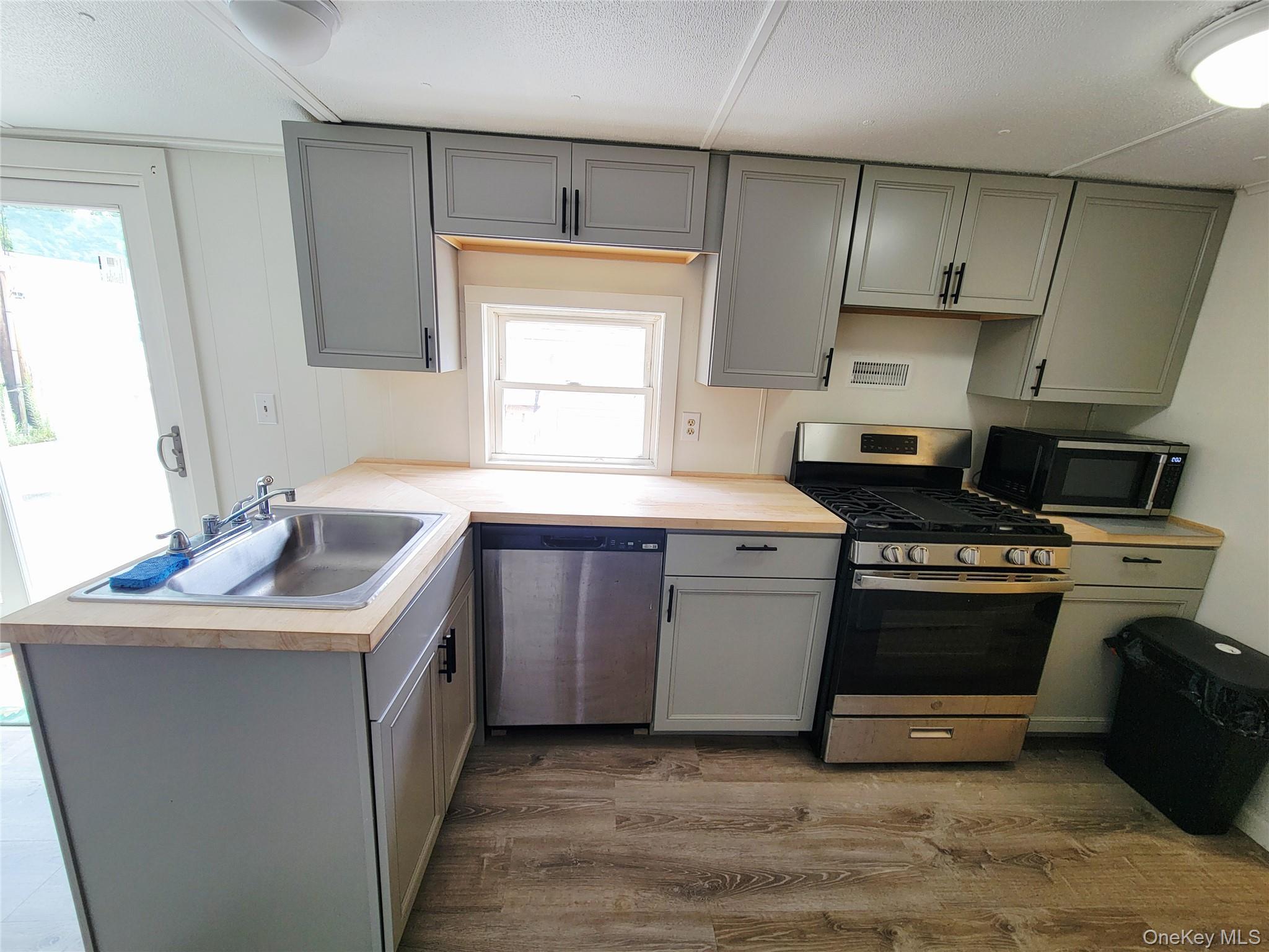 Single Family State Route 17k Orange County, NY 10915, MLS-1021917-7