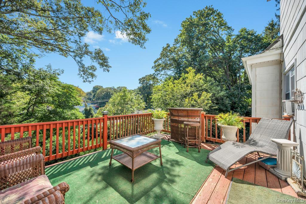 Single Family Dawn Road Suffolk County, NY 11778, MLS-1021940-10