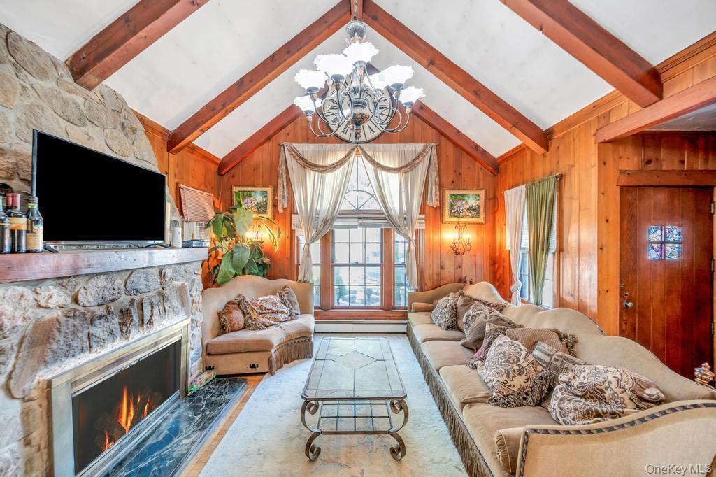 Single Family Dawn Road Suffolk County, NY 11778, MLS-1021940-13