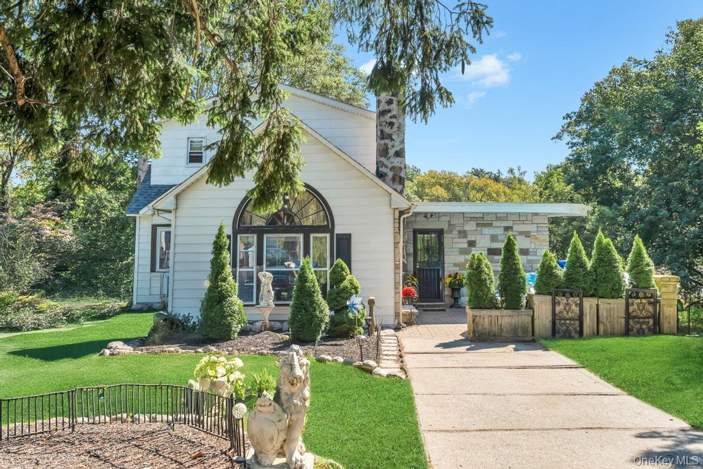 Single Family Dawn Road Suffolk County, NY 11778, MLS-1021940-4