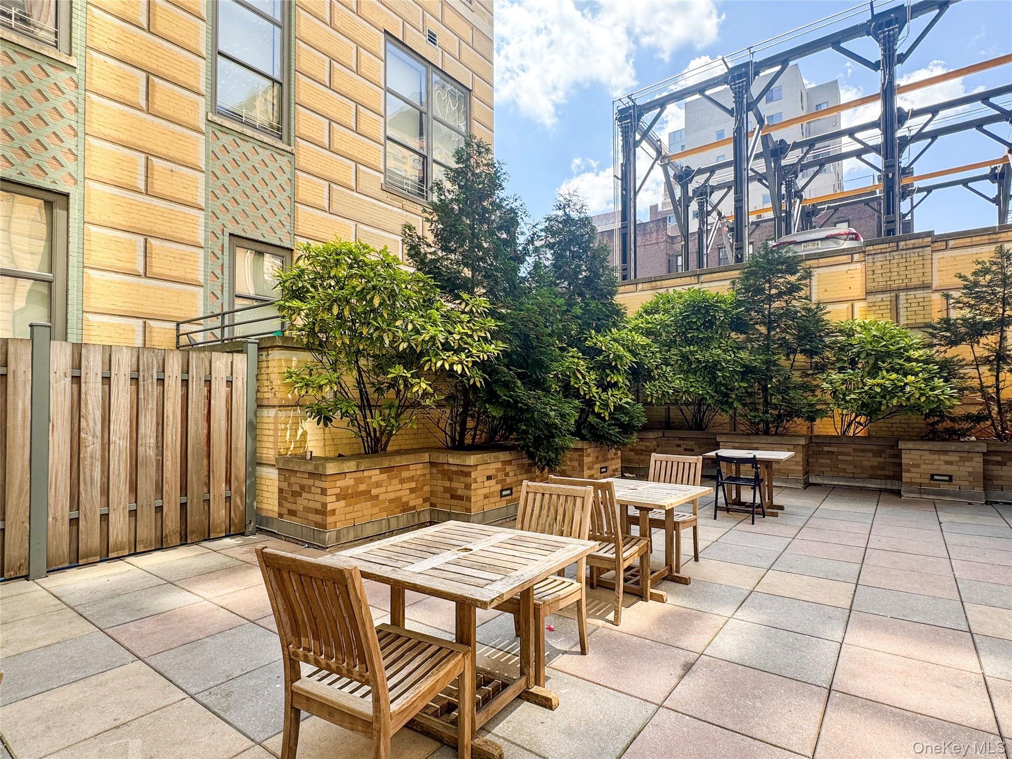Condo Livingston Street  Brooklyn, NY 11201, MLS-1021941-16