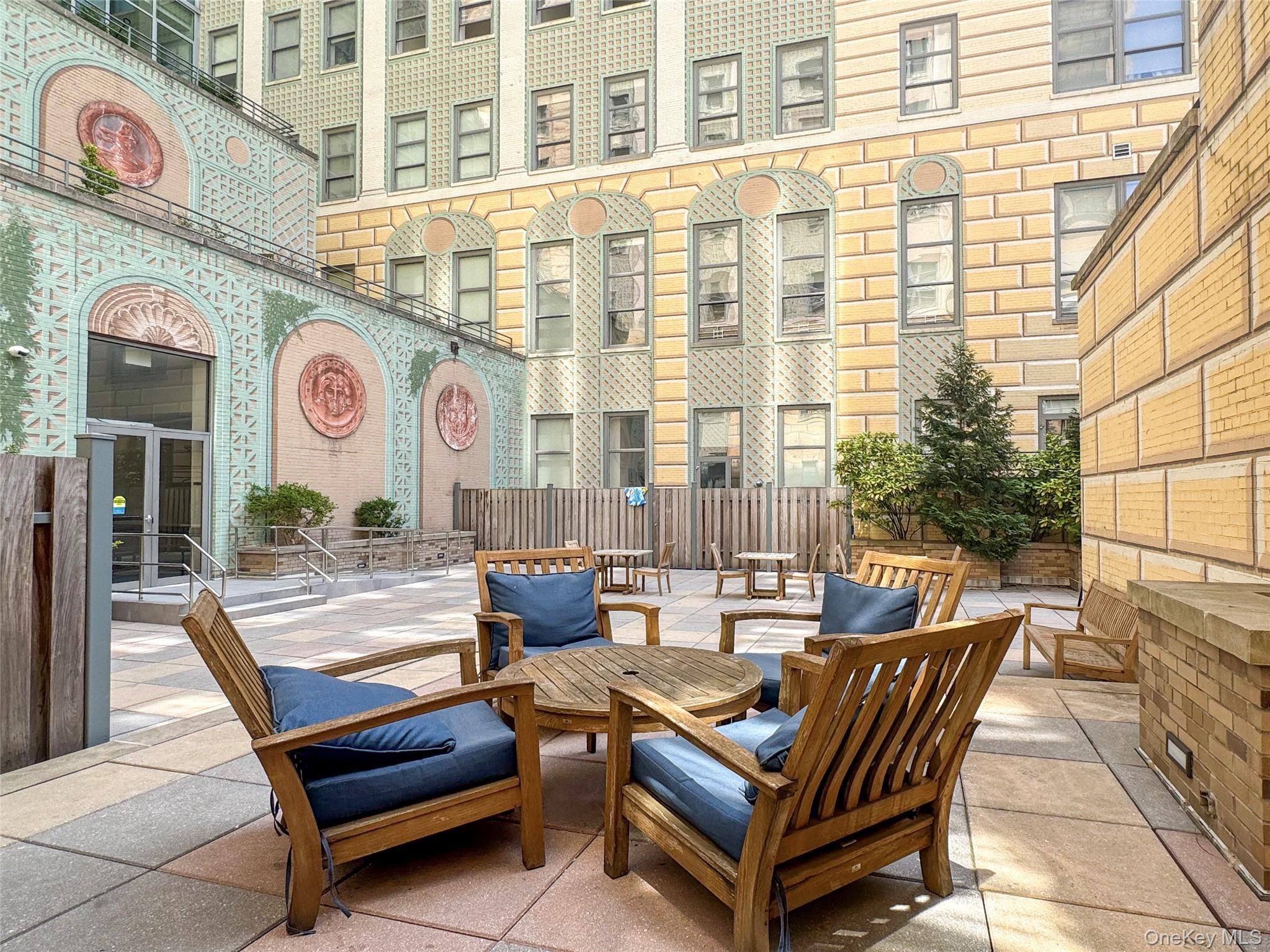 Condo Livingston Street  Brooklyn, NY 11201, MLS-1021941-17