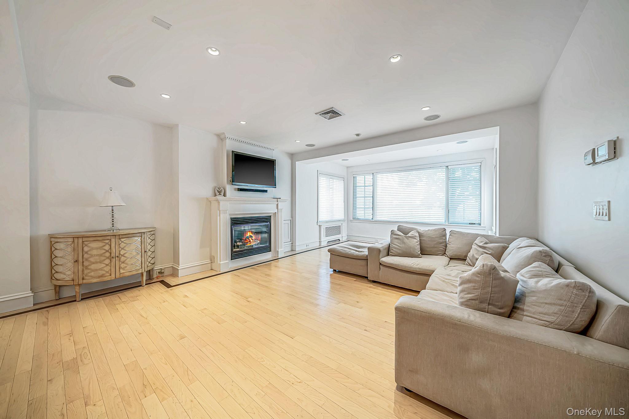 Single Family 85th Street Brooklyn, NY 11209, MLS-1021966-6