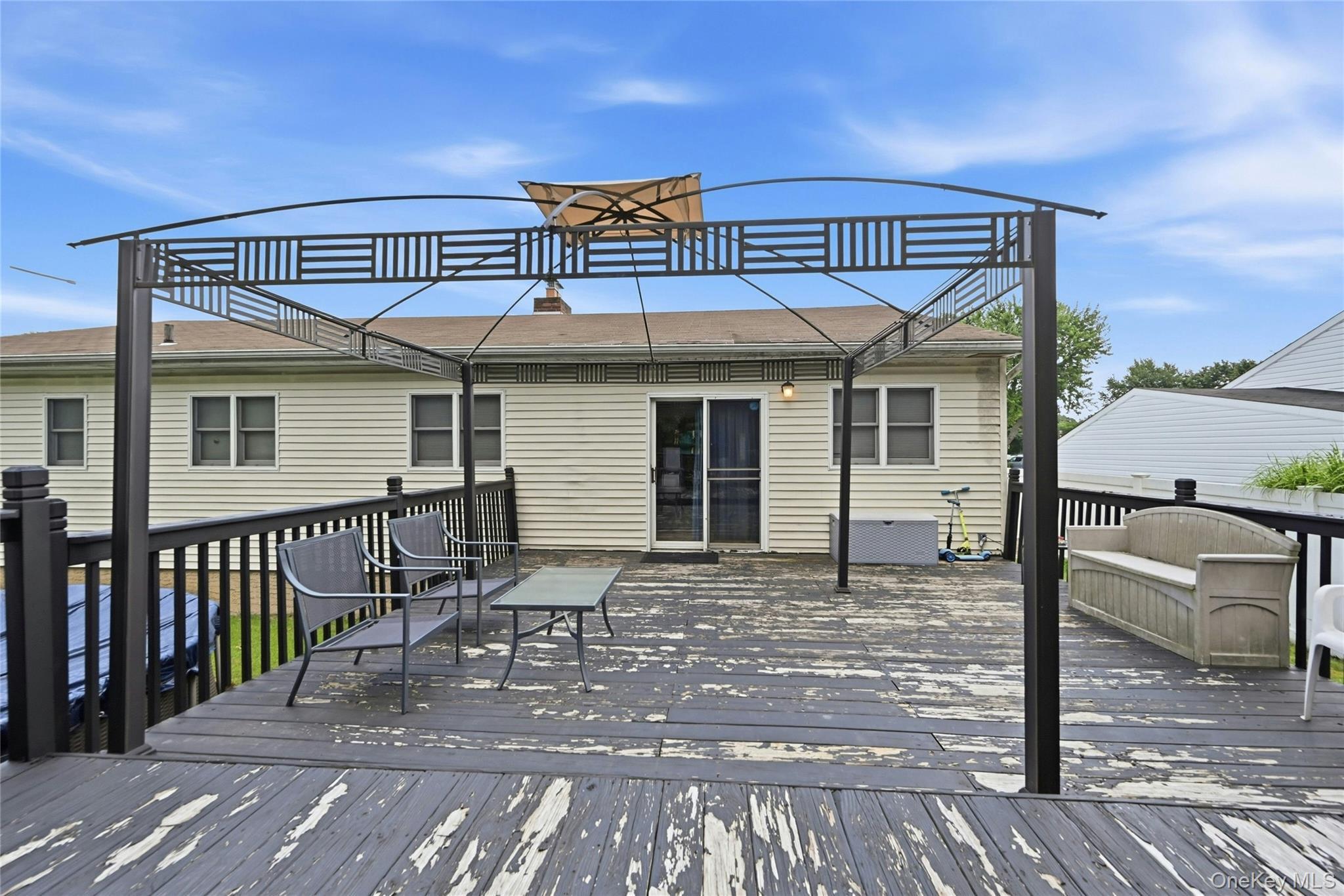 Single Family Tree Road Suffolk County, NY 11720, MLS-1021973-24