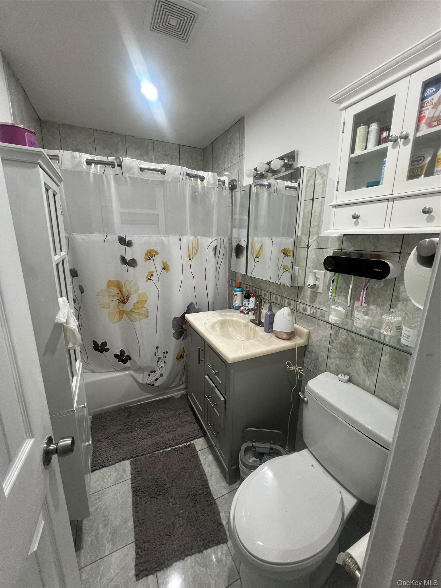 Single Family Murdock Avenue Bronx, NY 10466, MLS-1021997-12