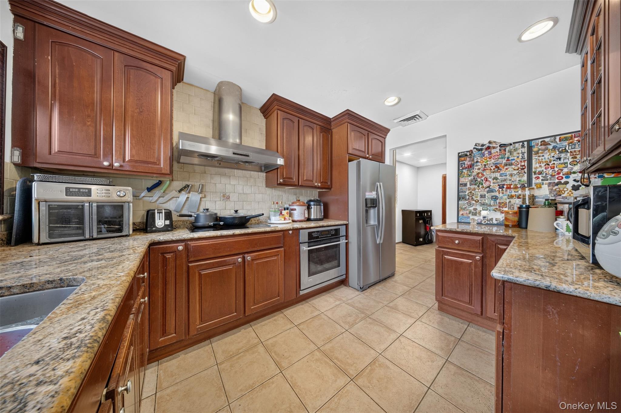 Single Family Stewart Road Queens, NY 11427, MLS-1022013-7