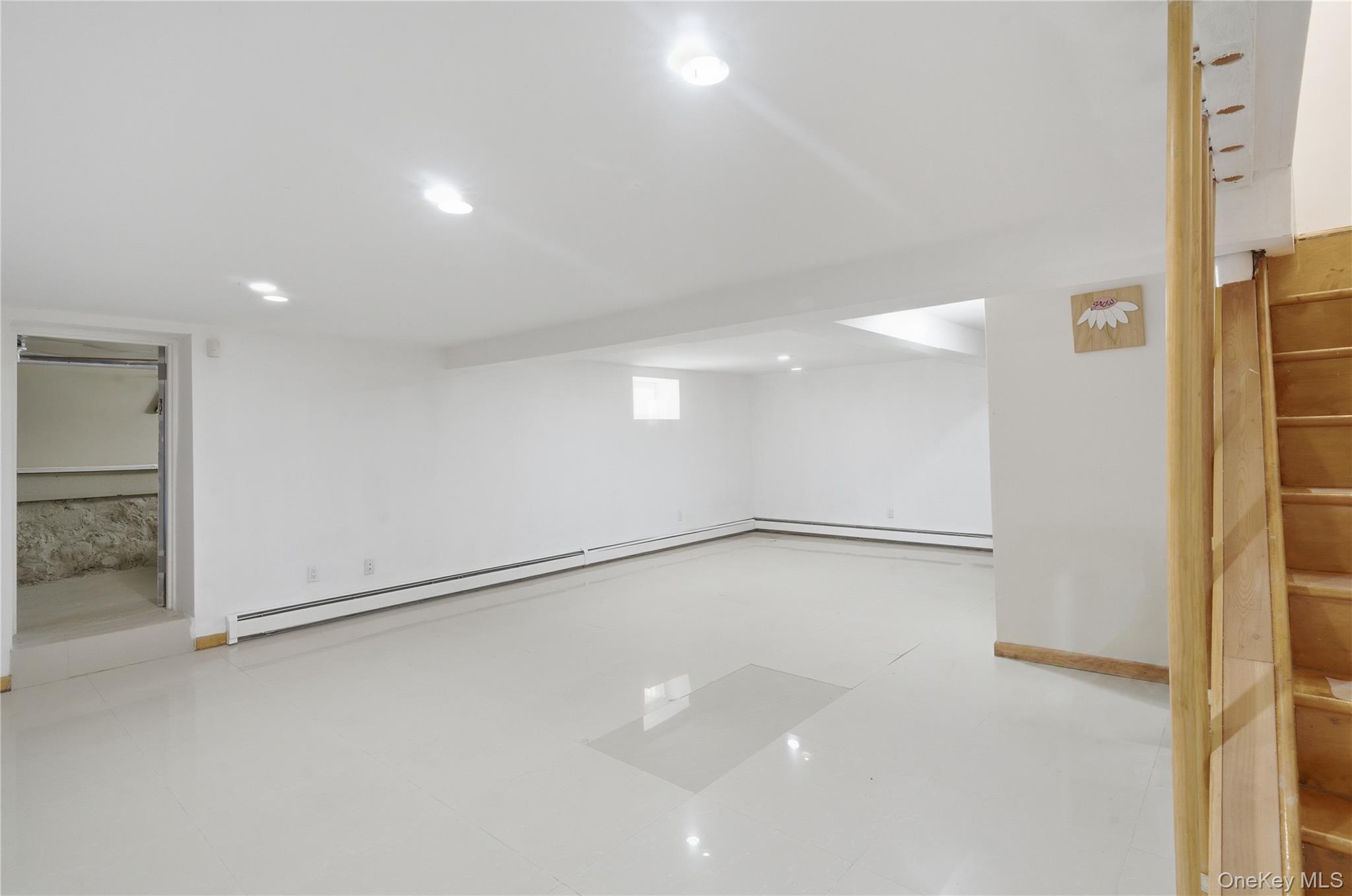 Single Family 161st Street Queens, NY 11358, MLS-1022027-32