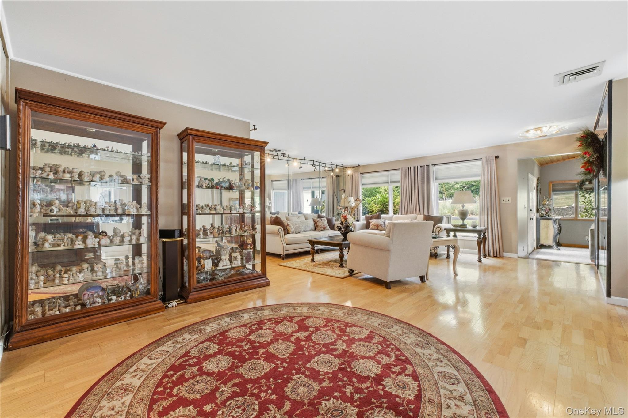 Single Family Oak Ridge Road  Dutchess County, NY 12533, MLS-1022034-15