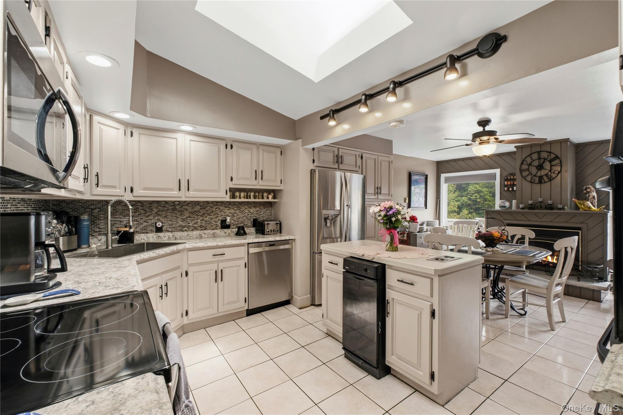 Single Family Oak Ridge Road  Dutchess County, NY 12533, MLS-1022034-21