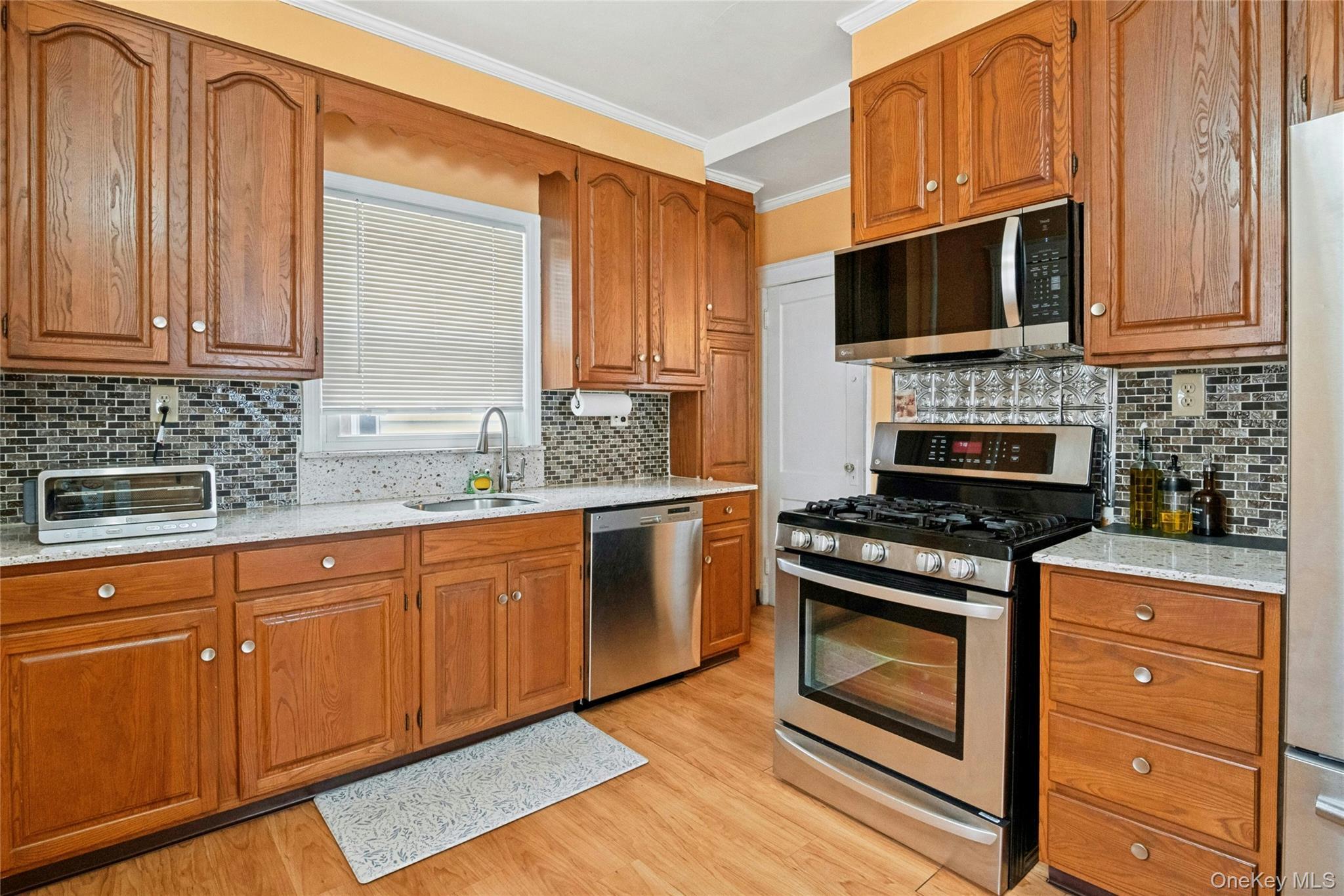 Single Family Beechwood Avenue  Westchester County, NY 10553, MLS-1022056-8