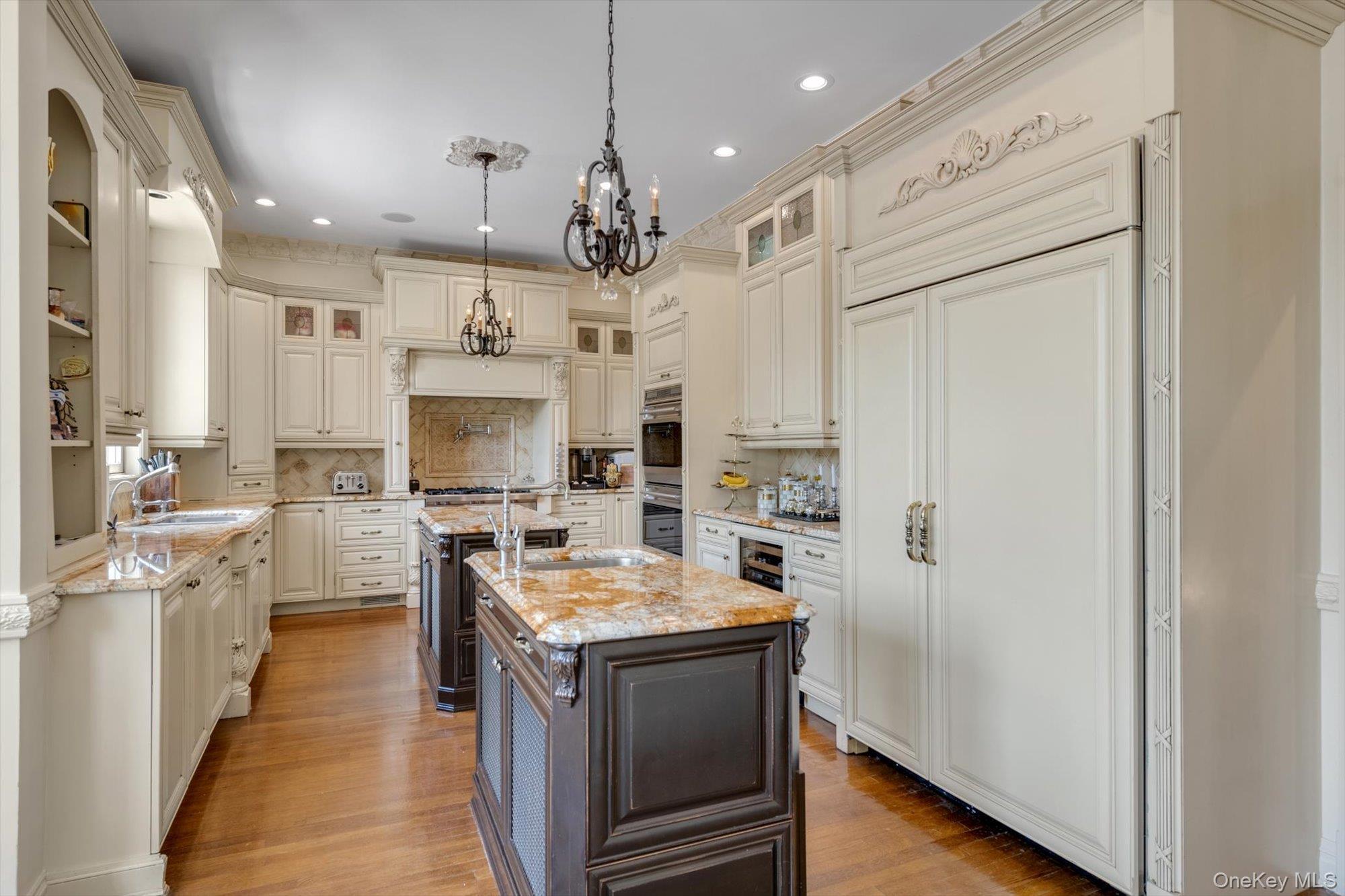Single Family Hillcrest Place  Nassau County, NY 11581, MLS-1022067-7