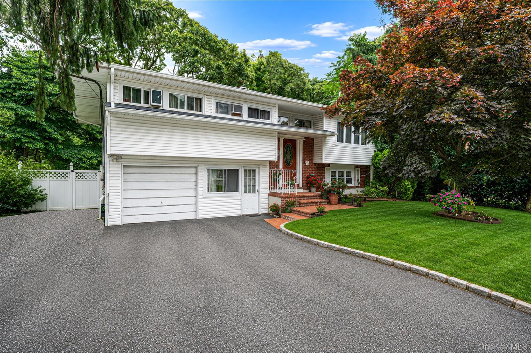 Single Family Holbrook Road Suffolk County, NY 11720, MLS-1022073-2
