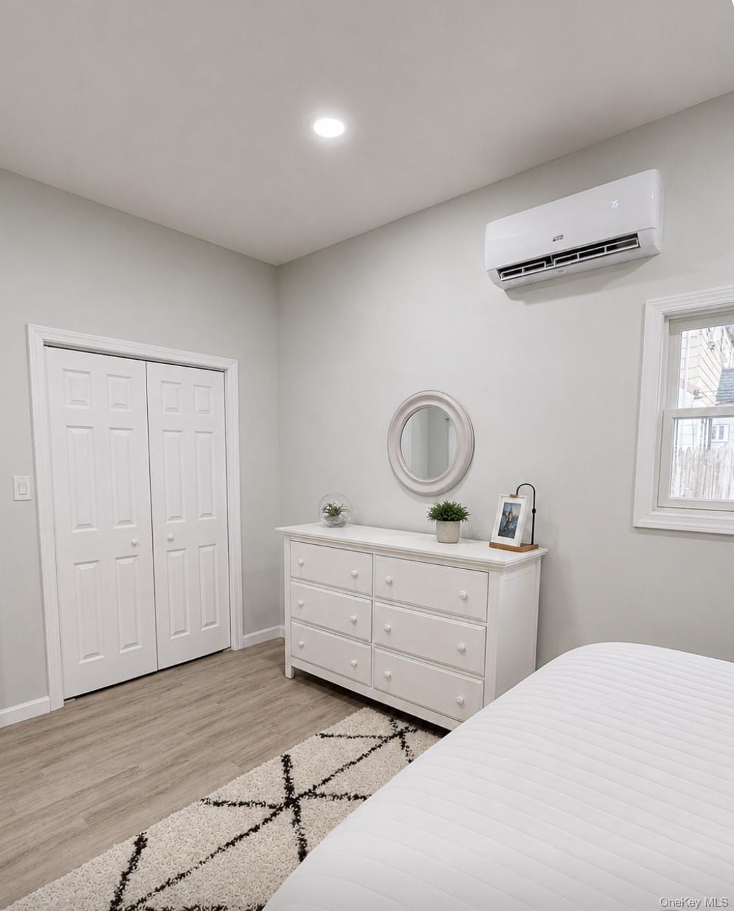 Single Family W Pulaski Road  Suffolk County, NY 11746, MLS-1022090-16